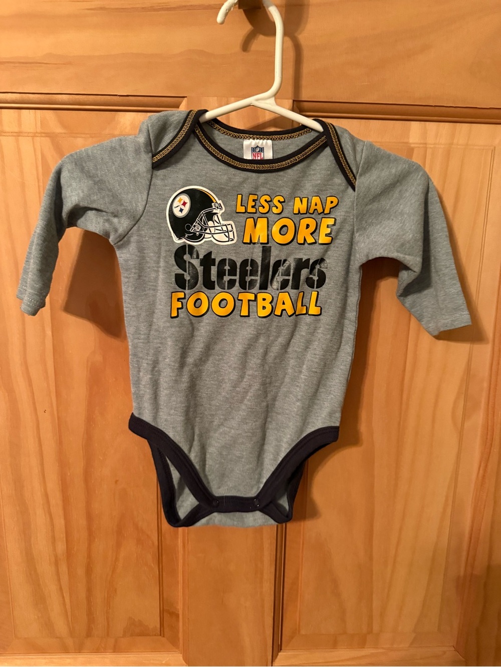 Like New, Pittsburgh Steelers Onesie Size 3-6 Months